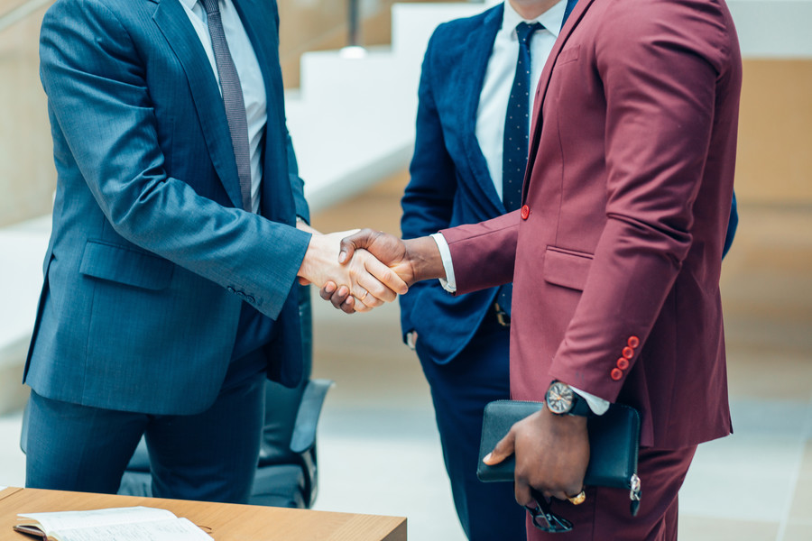 上海涉外律師解讀跨國(guó)婚姻法律規(guī)定:涉外婚姻的法律復(fù)雜性與國(guó)際公約的適用