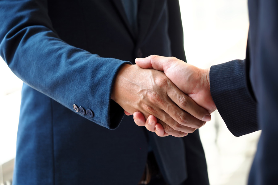 上?；橐雎蓭熞暯牵喝鸢病げ└裎痔丶偎朗录姆膳c社會思考