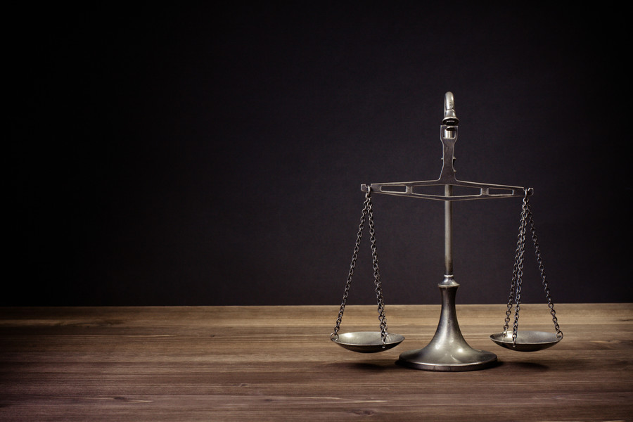 軍隊的零容忍:上海離婚律師探尋處理伴侶間暴力和虐待問題