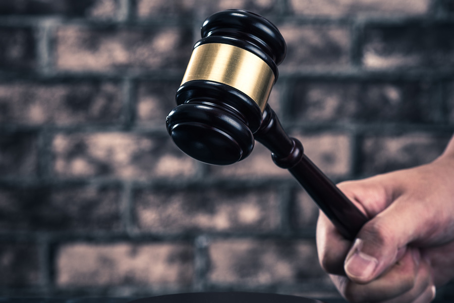 上海離婚律師解讀：有配偶者與他人同居，處罰如何定？