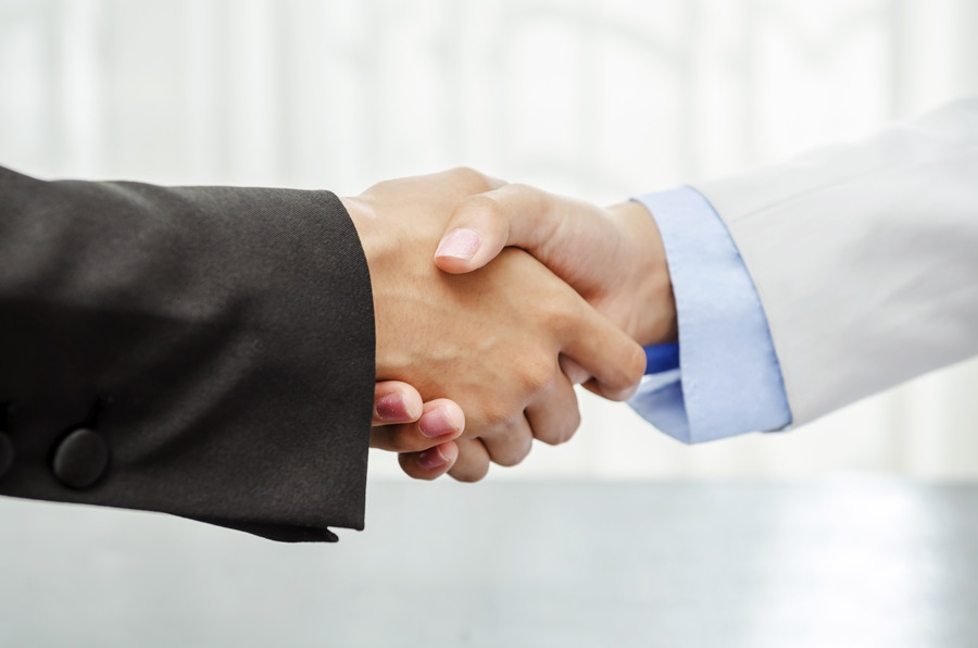 跨國婚姻中的侵權(quán)和違法行為:上海涉外律師的法律解析與應(yīng)對策略