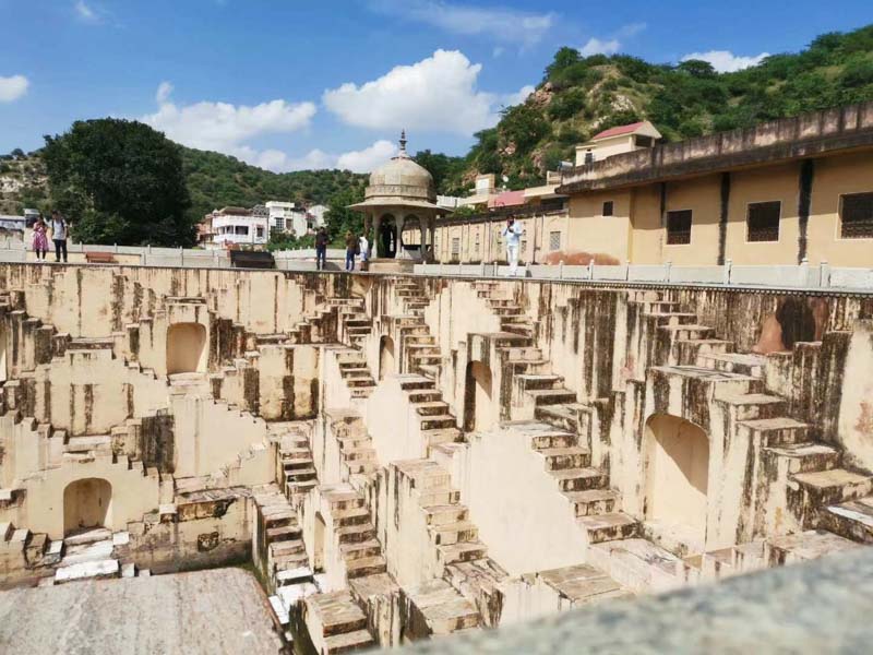 寶山離婚律師為您講解什么才是“假離婚”所隱藏的真正社會(huì)現(xiàn)象！