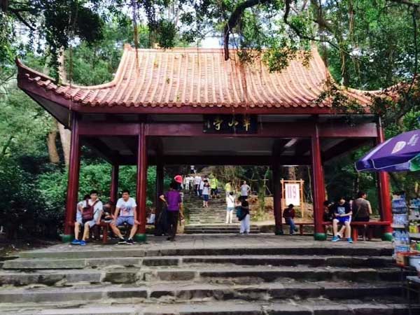 離婚協(xié)議進(jìn)行財(cái)產(chǎn)分割三年后又反悔有用嗎？上海市離婚律師網(wǎng)來(lái)回答