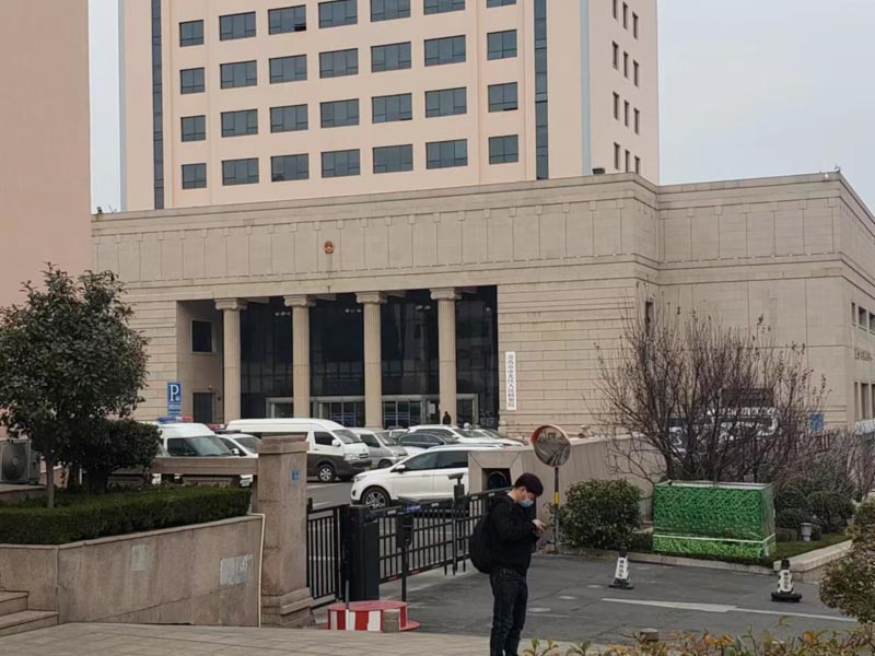 對(duì)成年子女的影響有哪些？如何異地辦理離婚手續(xù)？上海離婚律師為你一一解答